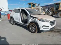 KM8J3CA43HU272993 2017 HYUNDAI TUCSON