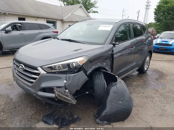 KM8J3CA43HU276252 2017 HYUNDAI TUCSON - Image 2