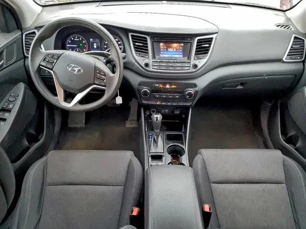 KM8J3CA43HU277255 2017 HYUNDAI TUCSON - Image 8