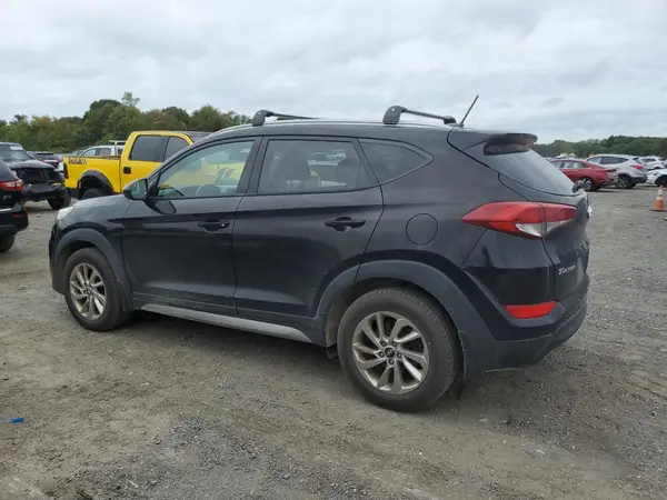 KM8J3CA43HU290829 2017 HYUNDAI TUCSON - Image 2
