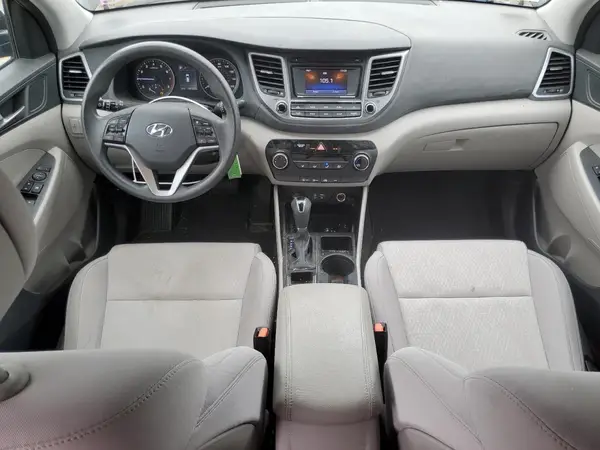 KM8J3CA43HU290829 2017 HYUNDAI TUCSON - Image 8