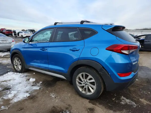 KM8J3CA43HU293021 2017 HYUNDAI TUCSON - Image 2