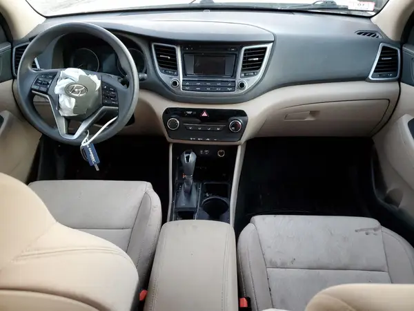 KM8J3CA43HU293536 2017 HYUNDAI TUCSON - Image 8