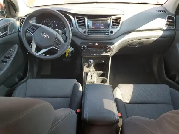 KM8J3CA43HU293844 2017 HYUNDAI TUCSON - Image 8