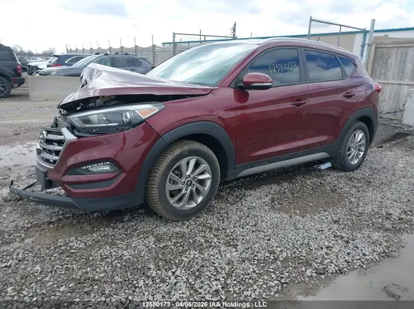 KM8J3CA43HU298784 2017 HYUNDAI TUCSON - Image 2