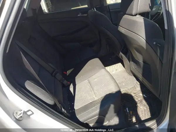 KM8J3CA43HU301246 2017 HYUNDAI TUCSON - Image 8