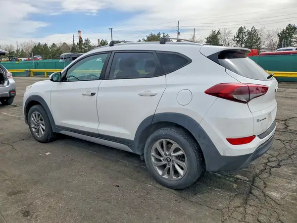 KM8J3CA43HU303644 2017 HYUNDAI TUCSON - Image 2