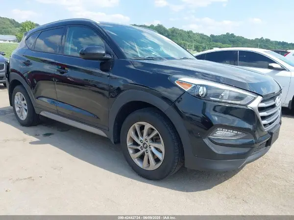KM8J3CA43HU367361 2017 HYUNDAI TUCSON - Image 1