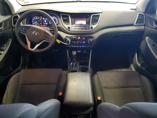 KM8J3CA43HU380952 2017 HYUNDAI TUCSON - Image 8