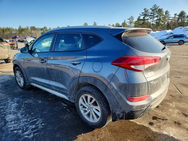KM8J3CA43HU384709 2017 HYUNDAI TUCSON - Image 2