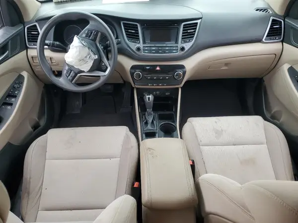 KM8J3CA43HU384807 2017 HYUNDAI TUCSON - Image 8