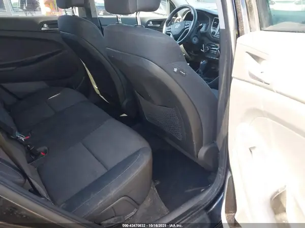 KM8J3CA43HU391496 2017 HYUNDAI TUCSON - Image 8