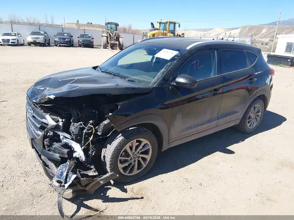 KM8J3CA43HU391546 2017 HYUNDAI TUCSON - Image 2