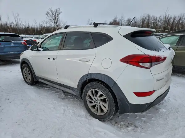 KM8J3CA43HU398271 2017 HYUNDAI TUCSON - Image 2