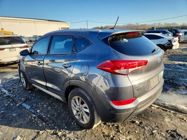KM8J3CA43HU401217 2017 HYUNDAI TUCSON - Image 2