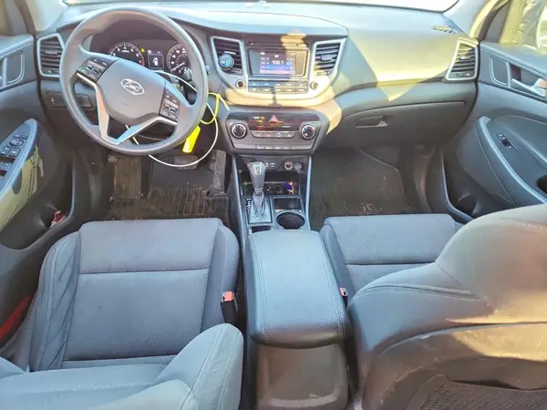 KM8J3CA43HU401217 2017 HYUNDAI TUCSON - Image 8