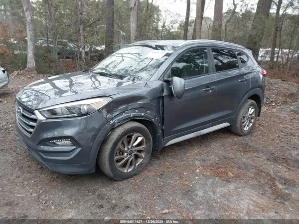 KM8J3CA43HU408894 2017 HYUNDAI TUCSON - Image 2