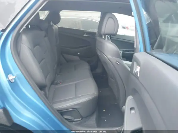 KM8J3CA43HU438588 2017 HYUNDAI TUCSON - Image 8