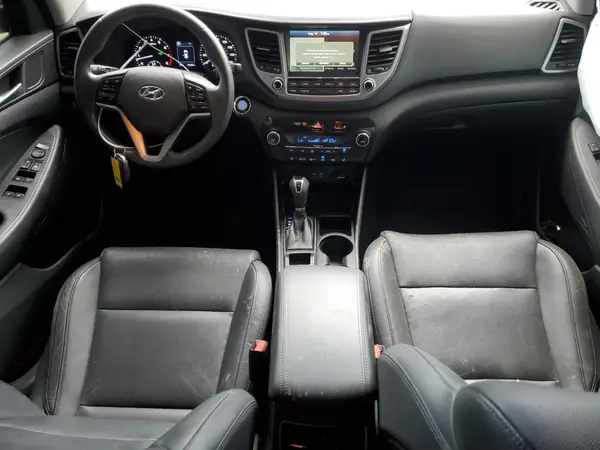 KM8J3CA43HU447291 2017 HYUNDAI TUCSON - Image 8