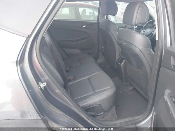 KM8J3CA43HU459196 2017 HYUNDAI TUCSON - Image 8