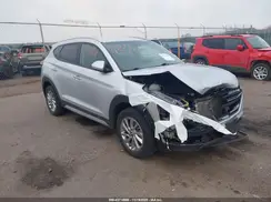 KM8J3CA43HU466830 2017 HYUNDAI TUCSON