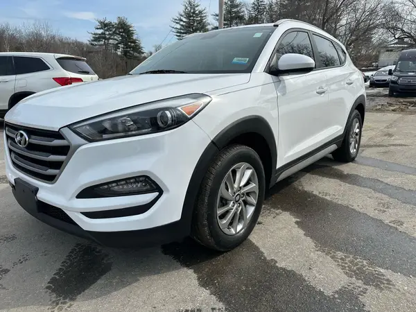 KM8J3CA43HU519008 2017 HYUNDAI TUCSON - Image 1