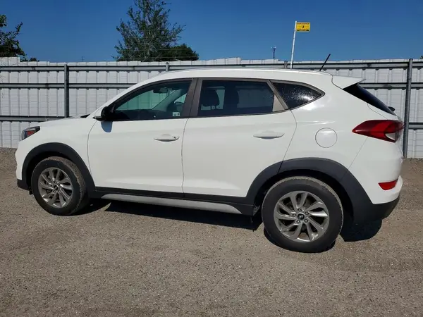KM8J3CA43HU527805 2017 HYUNDAI TUCSON - Image 2