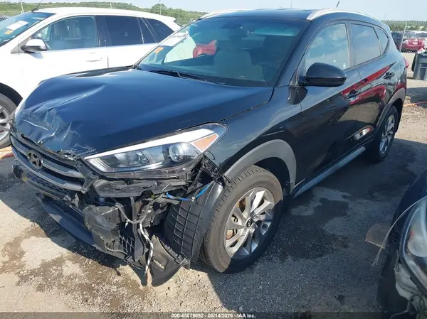 KM8J3CA43HU541817 2017 HYUNDAI TUCSON - Image 2