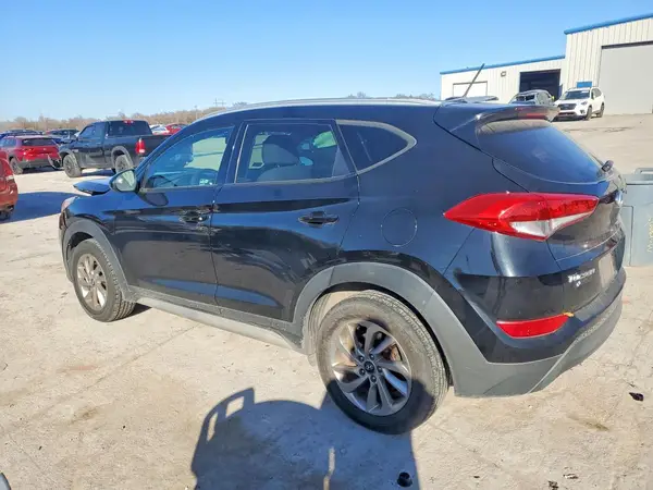 KM8J3CA43HU544734 2017 HYUNDAI TUCSON - Image 2