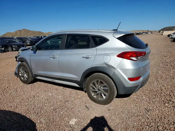 KM8J3CA43HU546645 2017 HYUNDAI TUCSON - Image 2