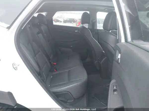 KM8J3CA43HU553854 2017 HYUNDAI TUCSON - Image 8