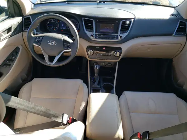 KM8J3CA43HU568029 2017 HYUNDAI TUCSON - Image 8