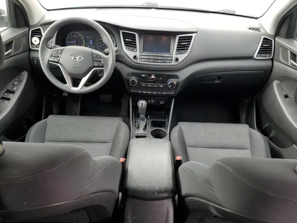 KM8J3CA43JU597276 2018 HYUNDAI TUCSON - Image 8