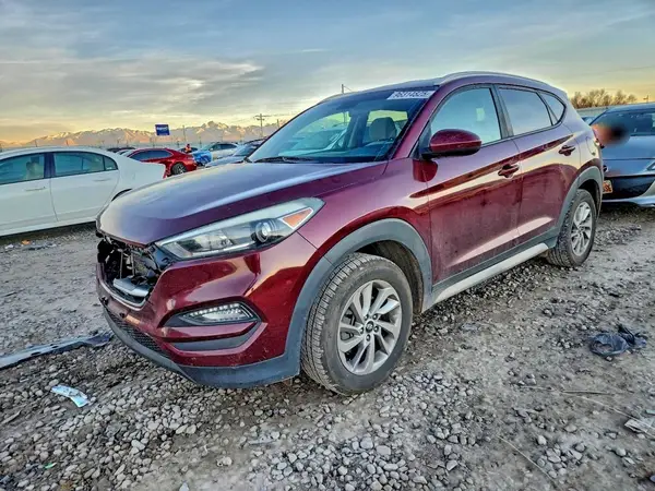 KM8J3CA43JU598864 2018 HYUNDAI TUCSON