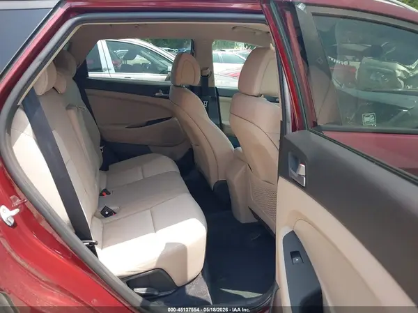 KM8J3CA43JU599917 2018 HYUNDAI TUCSON - Image 8