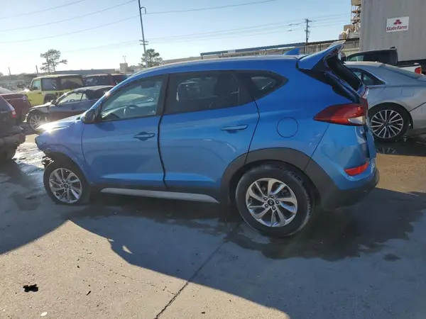 KM8J3CA43JU600368 2018 HYUNDAI TUCSON - Image 2