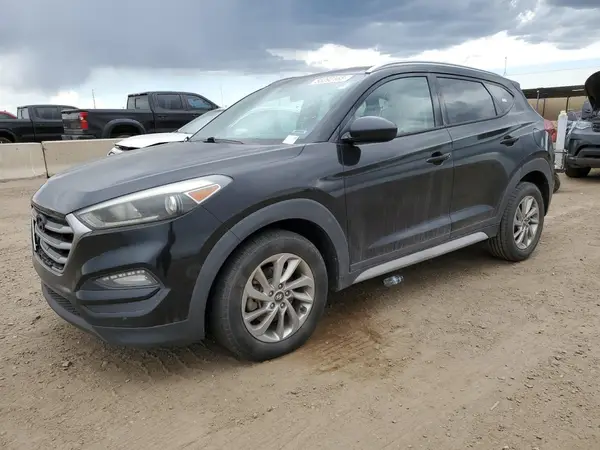 KM8J3CA43JU607482 2018 HYUNDAI TUCSON - Image 1