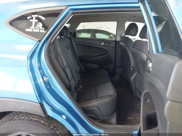 KM8J3CA43JU619552 2018 HYUNDAI TUCSON - Image 8