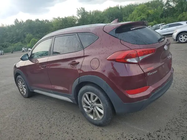 KM8J3CA43JU630910 2018 HYUNDAI TUCSON - Image 2
