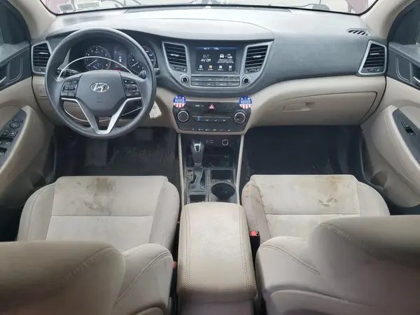 KM8J3CA43JU630910 2018 HYUNDAI TUCSON - Image 8