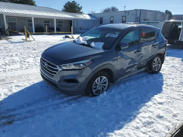 KM8J3CA43JU647089 2018 HYUNDAI TUCSON - Image 1