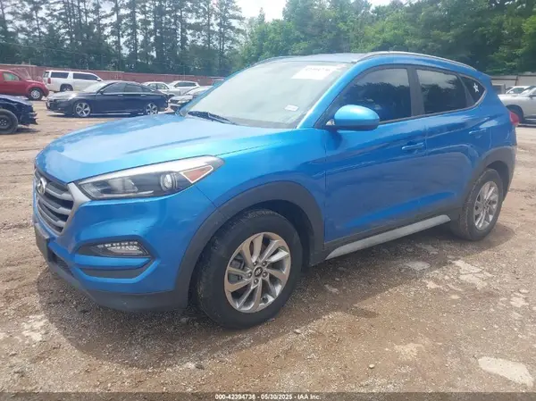 KM8J3CA43JU659145 2018 HYUNDAI TUCSON - Image 2