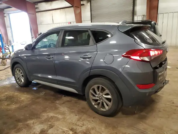 KM8J3CA43JU665172 2018 HYUNDAI TUCSON - Image 2