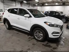 KM8J3CA43JU674860 2018 HYUNDAI TUCSON