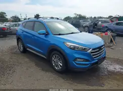 KM8J3CA43JU692405 2018 HYUNDAI TUCSON