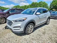 KM8J3CA43JU698589 2018 HYUNDAI TUCSON