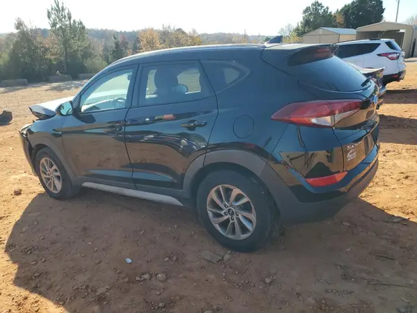 KM8J3CA43JU700454 2018 HYUNDAI TUCSON - Image 2