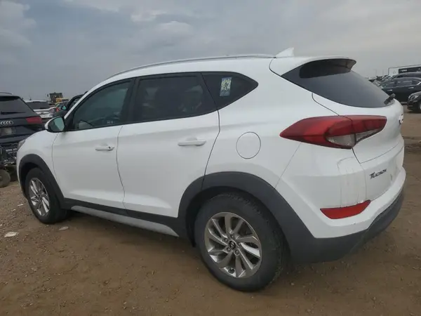 KM8J3CA43JU702690 2018 HYUNDAI TUCSON - Image 2