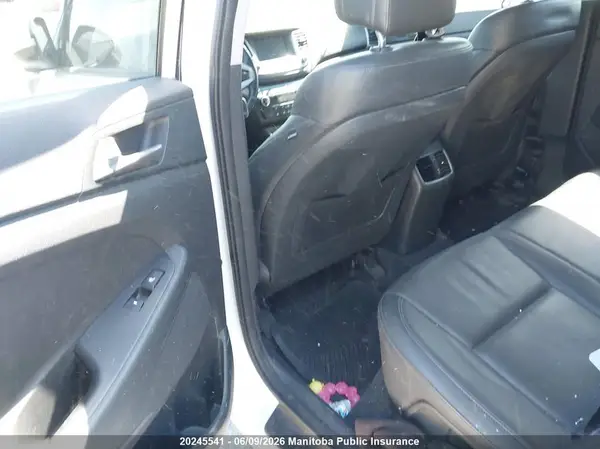 KM8J3CA43JU727184 2018 HYUNDAI TUCSON - Image 8