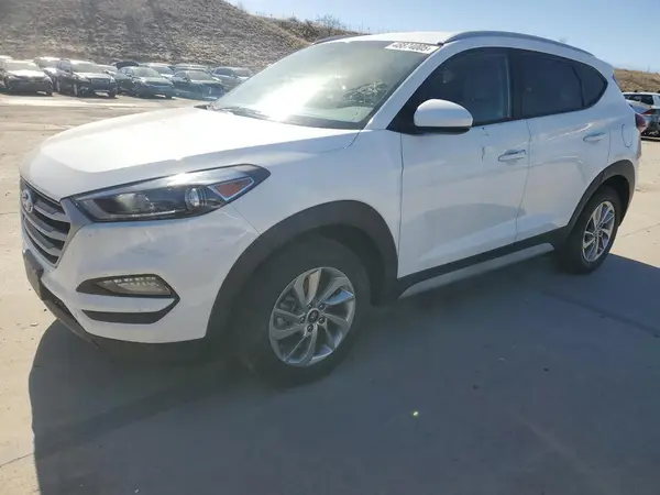 KM8J3CA43JU744907 2018 HYUNDAI TUCSON - Image 1